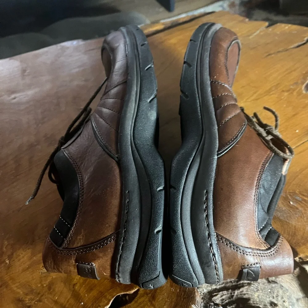 Men’s Clarks Travel Trek Brown Leather Shoes Size 12W